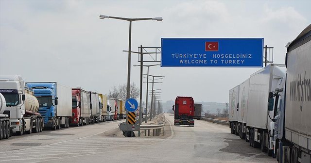 Yunanistan sınırındaki Pazarkule Sınır Kapısı tekrar açıldı