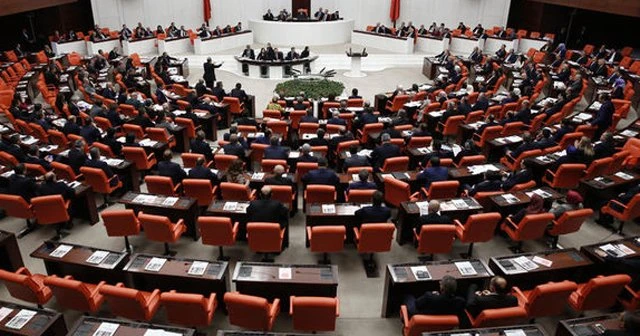AK Parti 'dokunulmazlık' için harekete geçiyor