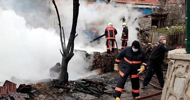 Ankara'da yangın, 3 ölü
