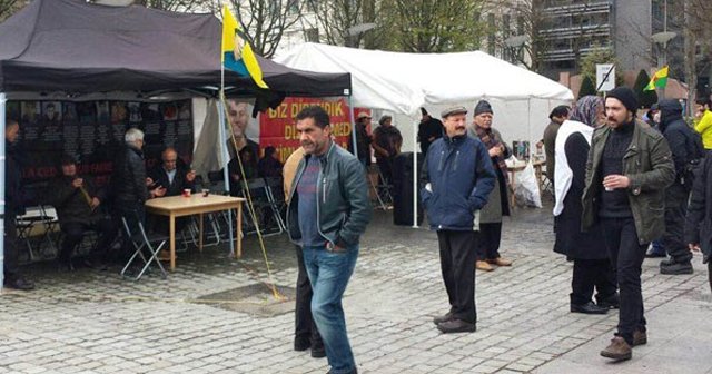 Brüksel’deki PKK çadırı yeniden kuruldu