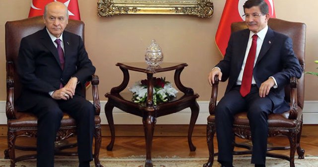 Davutoğlu, Bahçeli ile görüştü