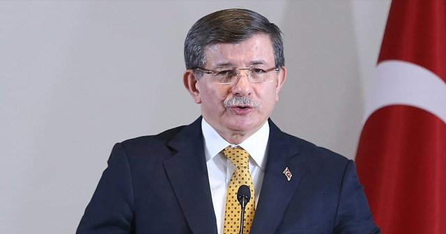 Davutoğlu, &#039;Savunma sanayiinde yerli üretime ağırlık vereceğiz&#039;