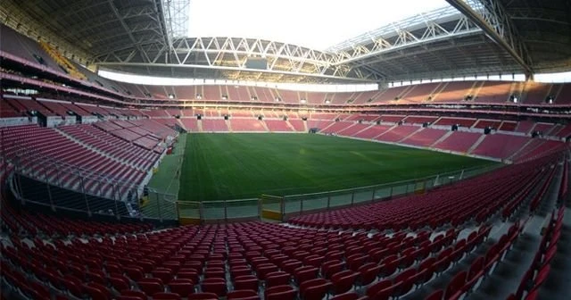 Derbi öncesi Arena'da bomba alarmı