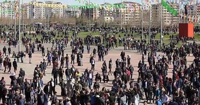 Diyarbakır&#039;daki nevruz kutlamasına ilişkin 6 gözaltı