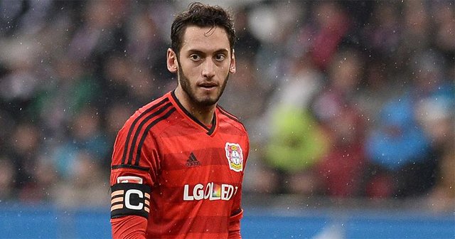 FIFA Çalhanoğlu hakkında soruşturma başlattı