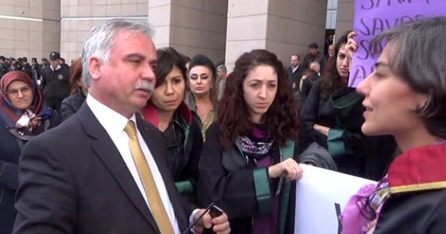 İstanbul Adliyesi&#039;nden kadın avukatlara ’8 Mart’ jesti