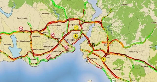 İstanbul'da trafik kilit noktaya geldi