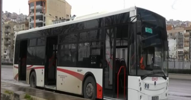 İzmir&#039;de otobüste bomba paniği