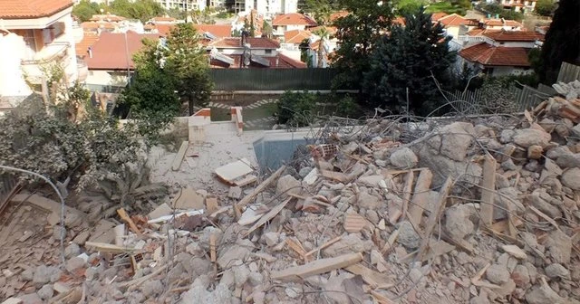 Kenan Evren'in evinden gizli kasa çıktı