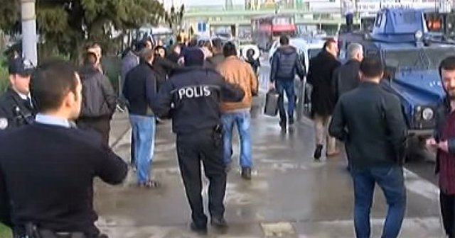 Metroda bomba şakası ortalığı karıştırdı