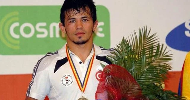 Milli güreşciden kahreden haber