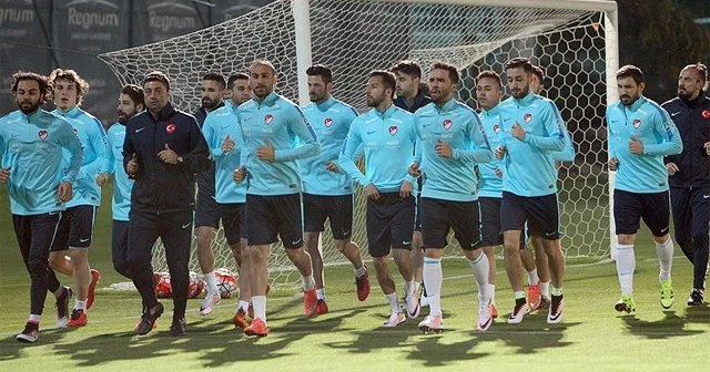 Milliler Avusturya maçının hazırlıklarına başladı