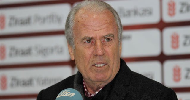 Mustafa Denizli istifa etti