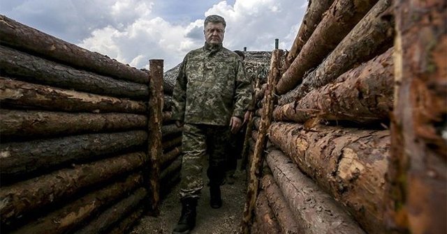 Poroşenko Ukrayna&#039;nın doğusunu ziyaret etti