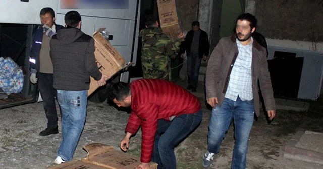 Sahte logolu otobüste 500 bin değerinde kaçak sigara yakalandı
