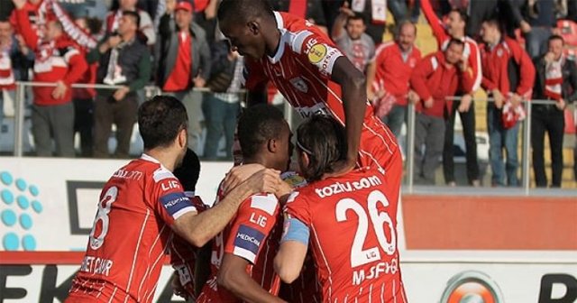 Samsunspor, Alanyaspor&#039;u gole boğdu