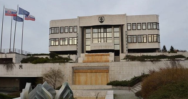 Slovakya'da koalisyon hükümeti kuruldu