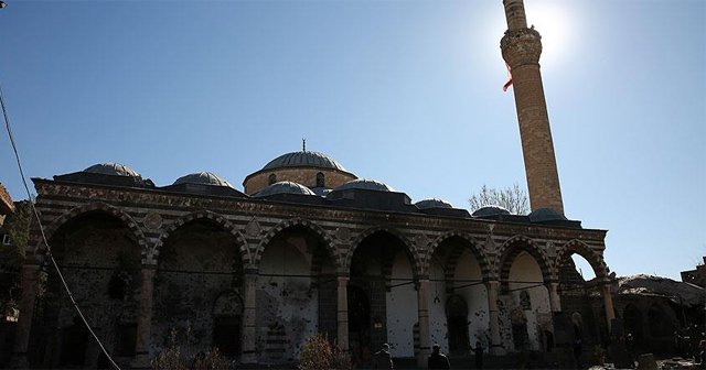 Tarihi Fatihpaşa Camisi&#039;ndeki tahribatın boyutu ortaya çıktı