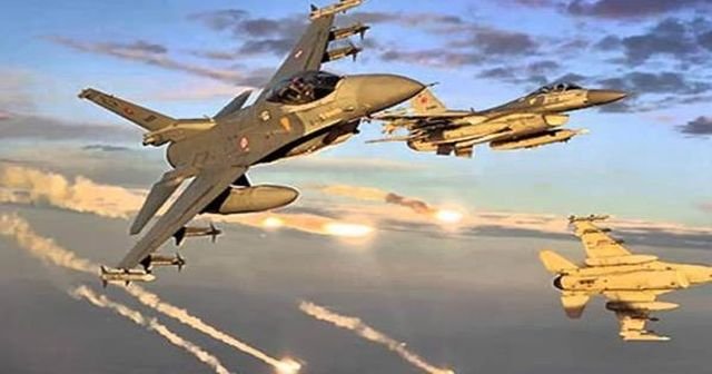 Türk F-16&#039;larına kilit atılarak taciz