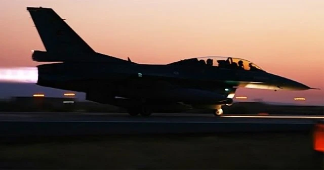Türk jetleri bomba yağdırdı
