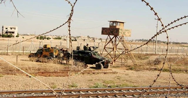 Türkiye sınırında canlı bomba yakalandı