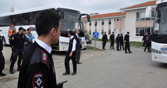 Yunanistan sığınmacıları iade etmeye devam ediyor