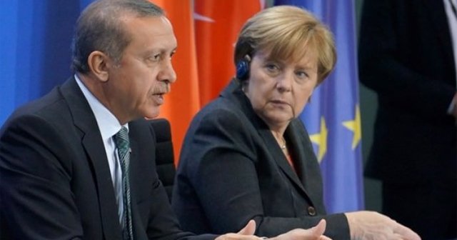 &#039;Erdoğan Merkel’i daha da köşeye sıkıştırdı&#039;