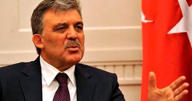 Abdullah Gül, &#039;Alnıma silah dayadılar&#039;