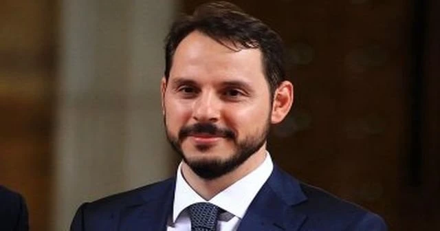 Bakan Albayrak, 'Laf değil, iş üreteceksiniz'