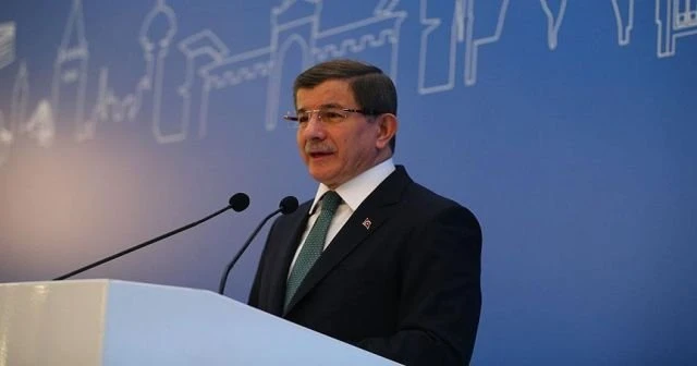 Başbakan Davutoğlu'dan sanatçılara müjde