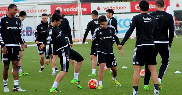 Beşiktaş, Sivasspor&#039;a bileniyor