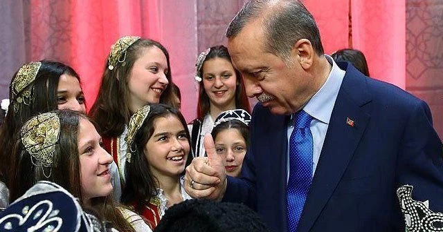 Cumhurbaşkanı Erdoğan dünya çocuklarıyla buluştu