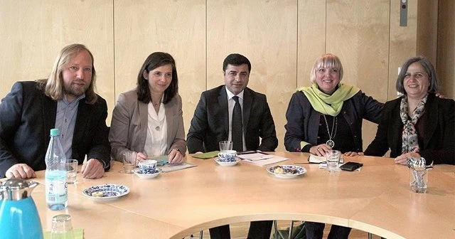 Demirtaş, 'Alman yetkililer muhalefetle de görüşmeliydi'