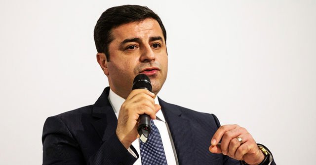 Demirtaş&#039;tan CHP&#039;ye dokunulmazlık çağrısı!