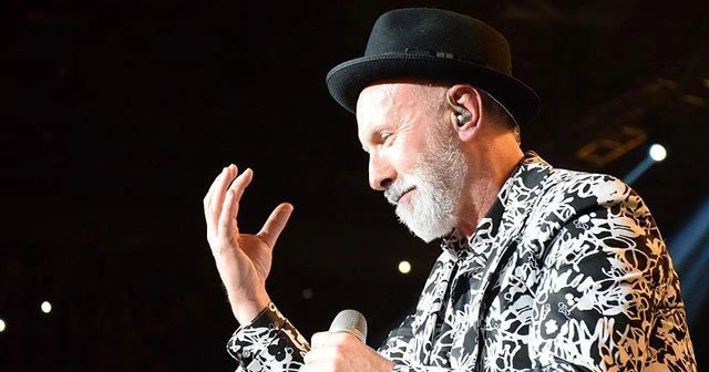 Dino Merlin 23 Nisan'da konser verecek