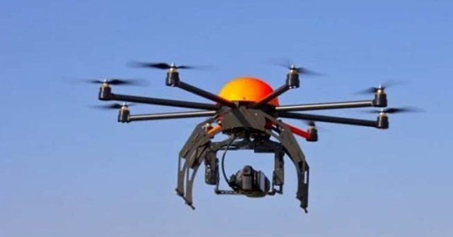 Drone, yolcu uçağına çarptı, 137 kişi ölümden döndü