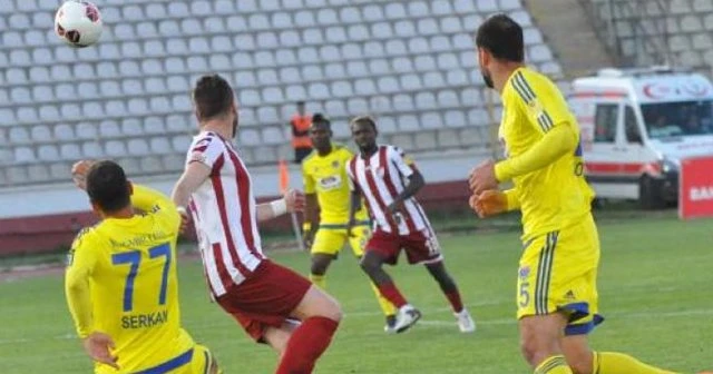 Elazığspor son dakikada yıkıldı