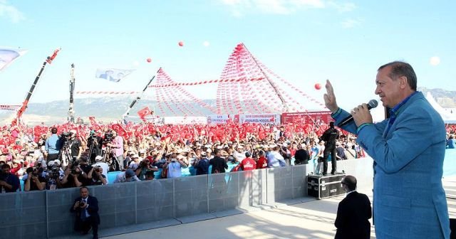 Erdoğan, Adana&#039;da toplu açılış törenine katıldı