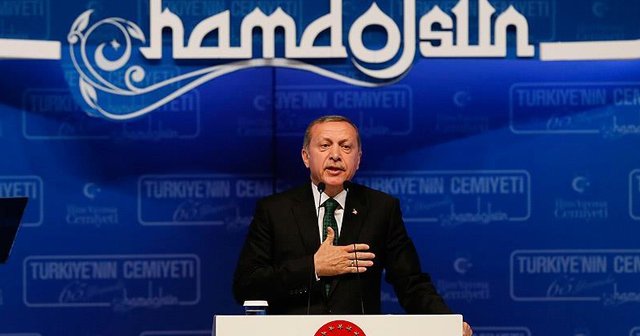 Erdoğan, &#039;Bu millet kendi göbeğini kendisi kesecek&#039;