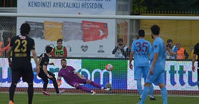 Eskişehirspor, Trabzonspor&#039;u 1-0 ile geçti