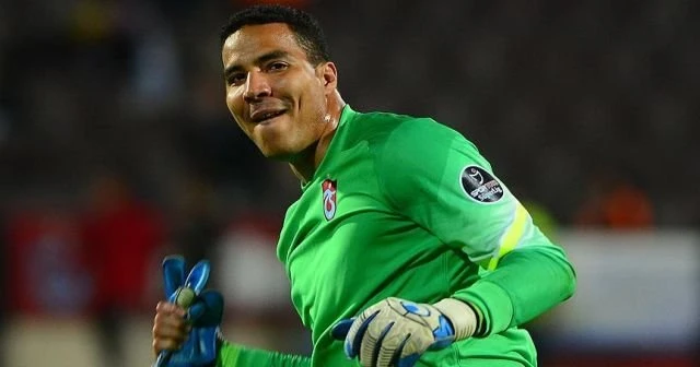 Esteban formaya ısındı
