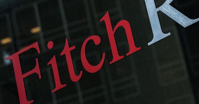 Fitch, Suudi Arabistan&#039;ın notunu düşürdü