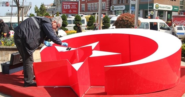 Giresun’da Ayyıldız Büstüne çirkin saldırı