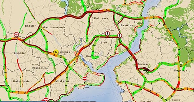 İstanbul&#039;d trafik çilesi