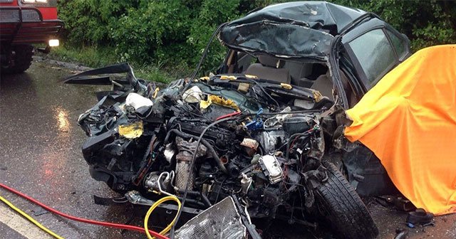 İstanbul&#039;da feci kaza, 2 ölü