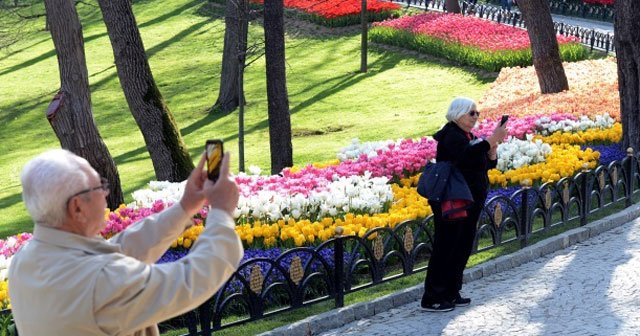 İstanbul&#039;da lale zamanı!