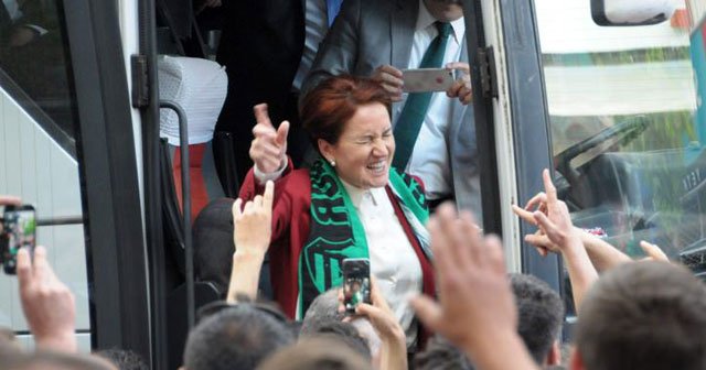 Meral Akşener’i hiç böyle görmediniz!