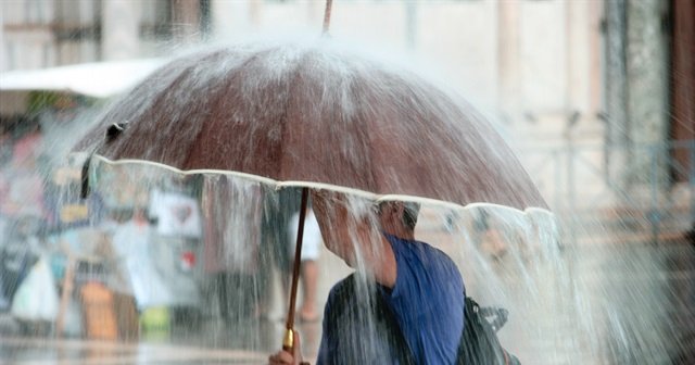 Meteorolojiden sağanak ve dolu uyarısı