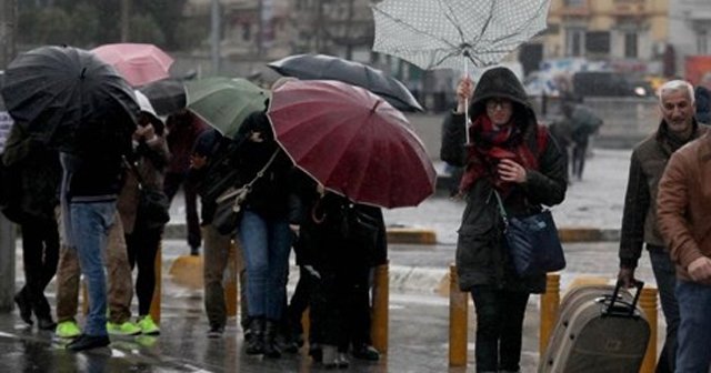 Meteorolojiden sağanak ve yıldırım uyarısı