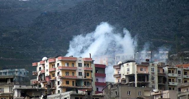 PKK&#039;lılar yer değiştirmek için sis bombaları kullanıyor